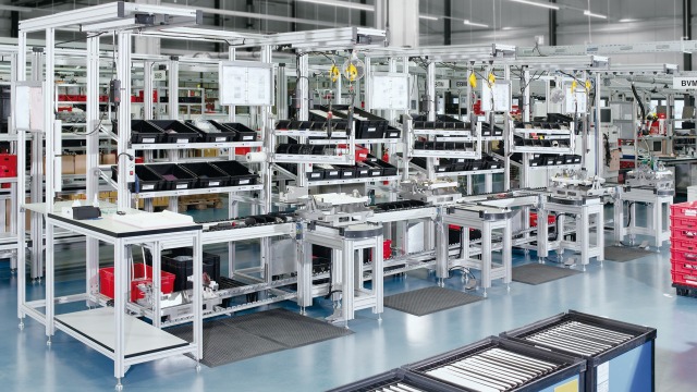 Bosch Rexroth's aluminum workstations